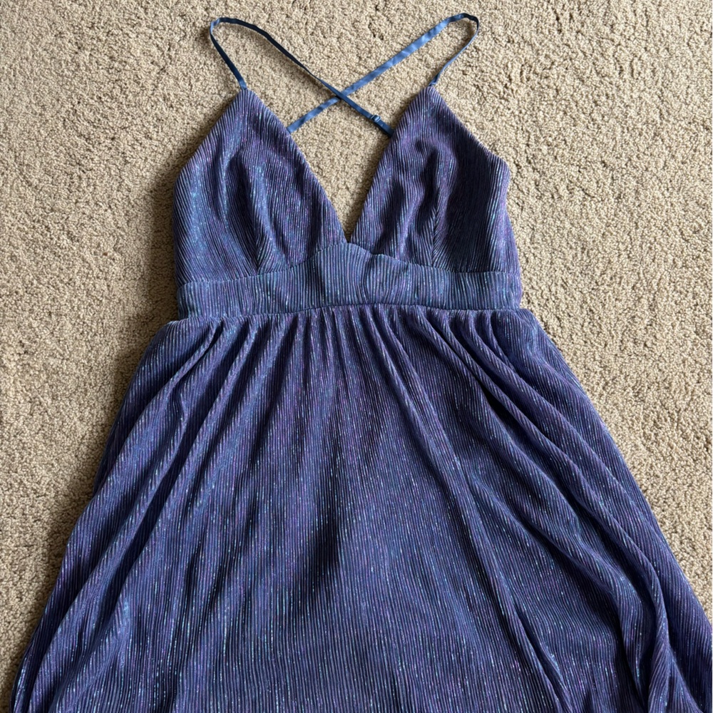 Lulu's Ruched Tie Front Blue Sleeveless Blouse